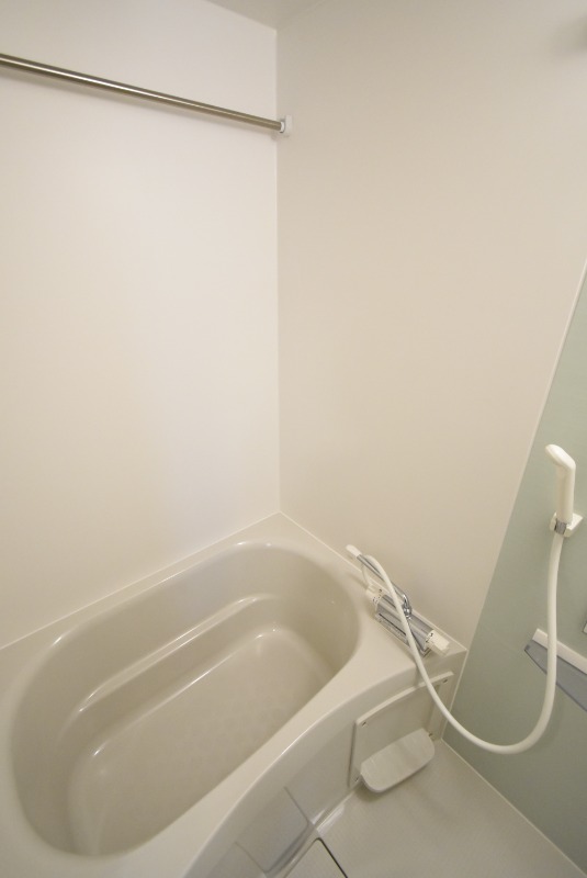 ��ʌ��������܎s��{���Ԓ��Q���ڂ̃A�p�[�g�̃o�X