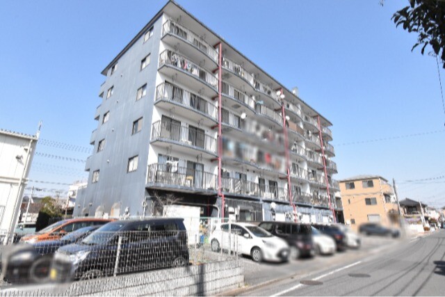 ��ʌ��������܎s�΋擌�Y�a�V����32-18�̃}���V�����̌����O��