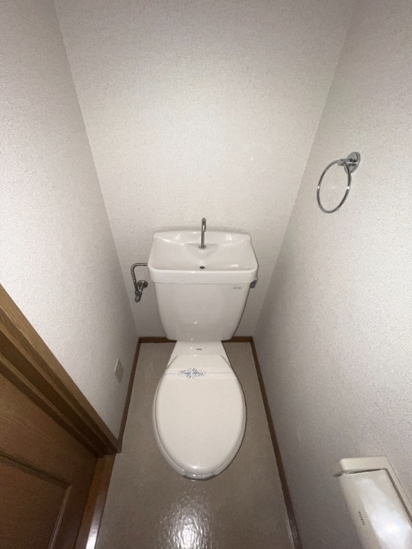 ��ʌ��������܎s��΋���q�P���ڂ̃A�p�[�g�̃g�C��