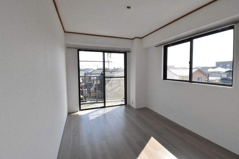 ��ʌ��������܎s�΋擌�Y�a�V���ڂ̃}���V�����̂��̑������E�X�y�[�X