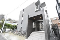 ��ʌ��������܎s��{��������P����21�̃}���V�����̌����O��