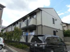 ��ʌ���z�s�V�h���Q���ڂ̃A�p�[�g�̌����O��