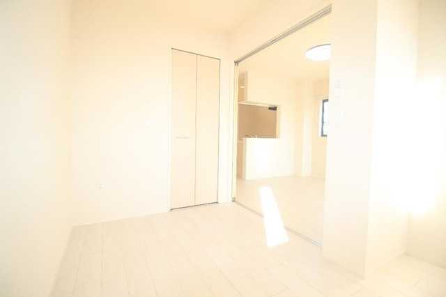 ��ʌ������s�ԌI�P���ڂ̃A�p�[�g�̂��̑������E�X�y�[�X