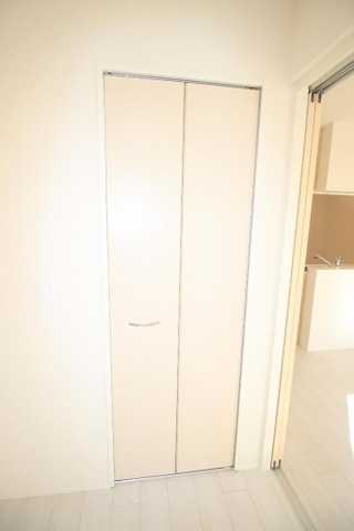 ��ʌ������s�ԌI�P���ڂ̃A�p�[�g�̎��[