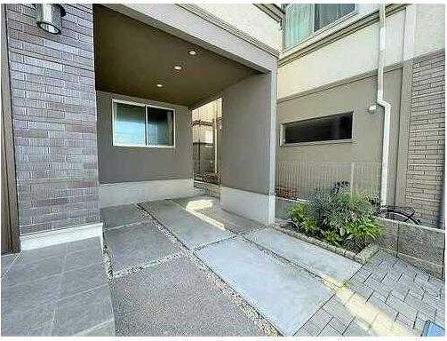 ��ʌ��������܎s�k����i���Q���ڂ̈�ˌ��ẴG���g�����X