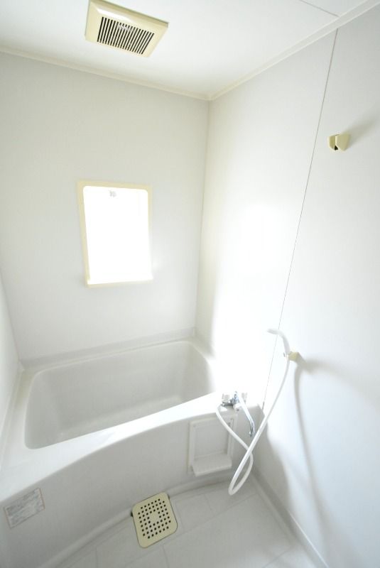 ��ʌ��������܎s��΋戤�����̃A�p�[�g�̃o�X