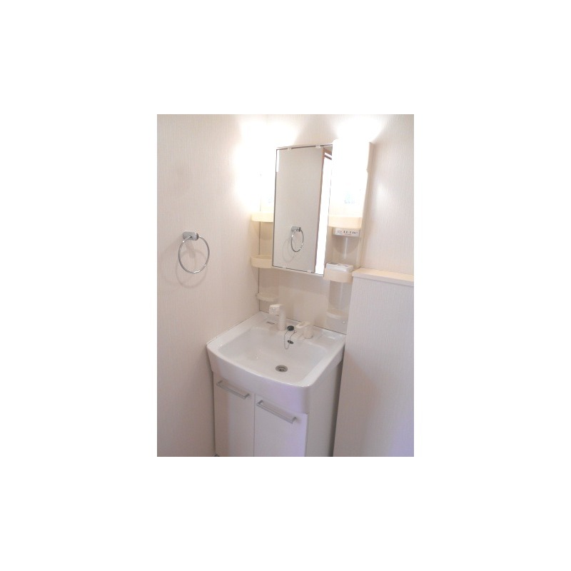 ��ʌ��������܎s�Y�a��ݒ��R���ڂ̃A�p�[�g�̐��ʏ�