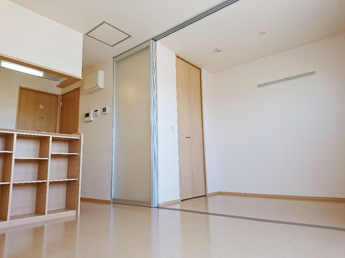 ��ʌ��z�J�s�k�z�J�P���ڂ̃A�p�[�g�̋��ԁE���r���O