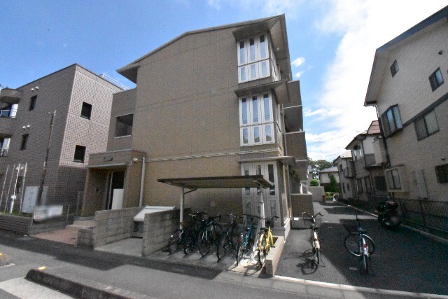 ��ʌ��z�J�s�k�z�J�P���ڂ̃A�p�[�g�̌����O��