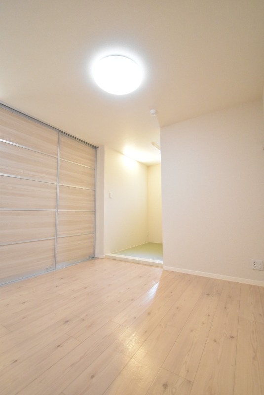 ��ʌ��������܎s�����攪���q�R���ڂ̃}���V�����̂��̑������E�X�y�[�X