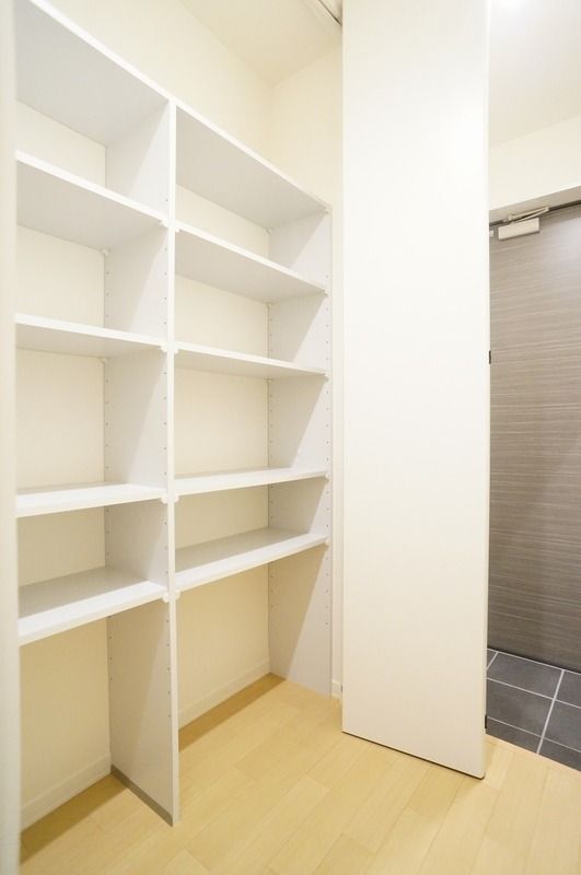 ��ʌ��������܎s��{��y�蒬�Q���ڂ̃}���V�����̂��̑��ݔ�