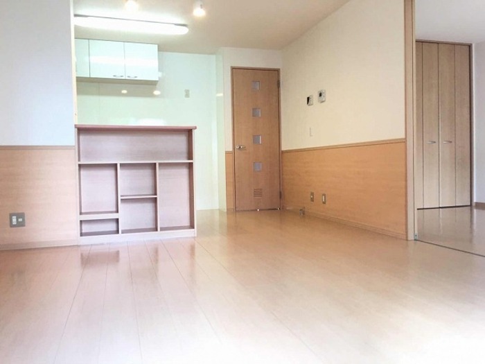 ��ʌ��������܎s����厚��v�ۗ̉Ƃ̃A�p�[�g�̋��ԁE���r���O