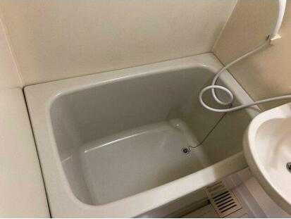 ��ʌ��������܎s��{��匴�U���ڂ̃A�p�[�g�̃o�X