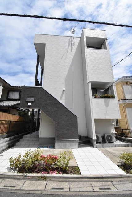 ��ʌ��������܎s����{�O���̃A�p�[�g�̌����O��