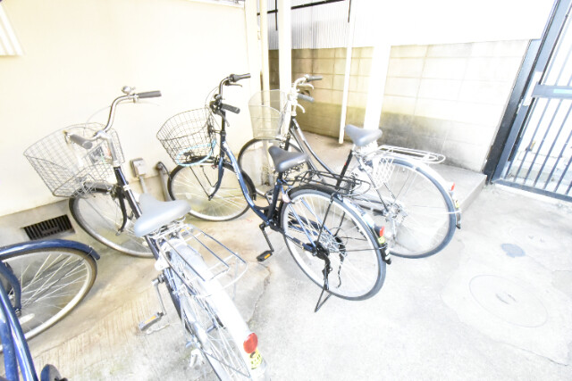 ��ʌ��������܎s��{��x�̓����P���ڂ̃A�p�[�g�̂��̑�