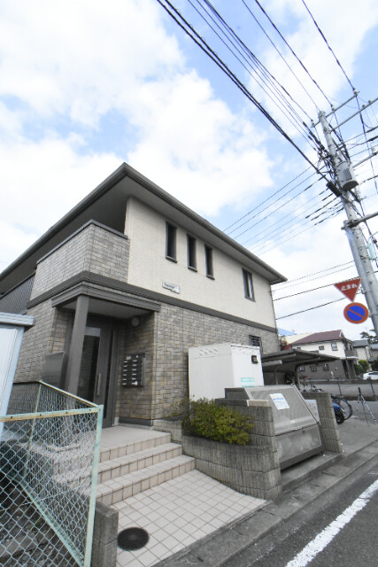 ��ʌ��������܎s�����擌��{�P���ڂ̃A�p�[�g�̌����O��