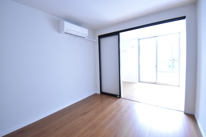 ��ʌ�����s�厚���̃A�p�[�g�̋��ԁE���r���O