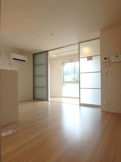 ��ʌ��������܎s������厚�ۃ���̃A�p�[�g�̋��ԁE���r���O