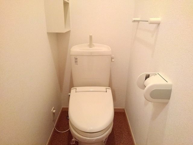 ��ʌ��z�J�s���C�N�^�E���Q���ڂ̃A�p�[�g�̃g�C��