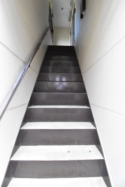 ��ʌ��������܎s��{��V�����P���ڂ̃A�p�[�g�̂��̑�