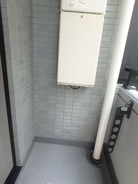 ��ʌ��������܎s��{��听���P���ڂ̃}���V�����̃o���R�j�[