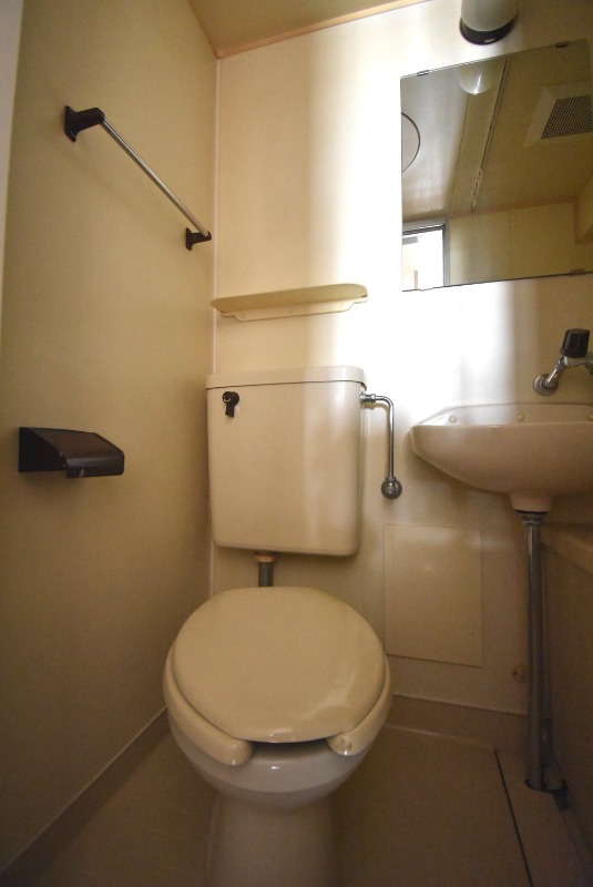 ��ʌ��������܎s��{�扺���Q���ڂ̃}���V�����̃g�C��