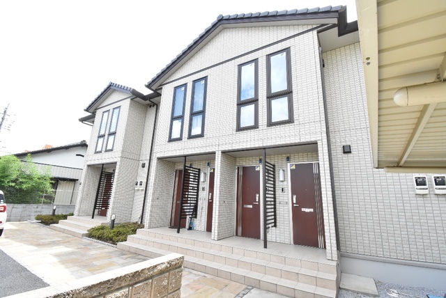 ��ʌ��������܎s�k��{�����R���ڂ̃A�p�[�g�̌����O��