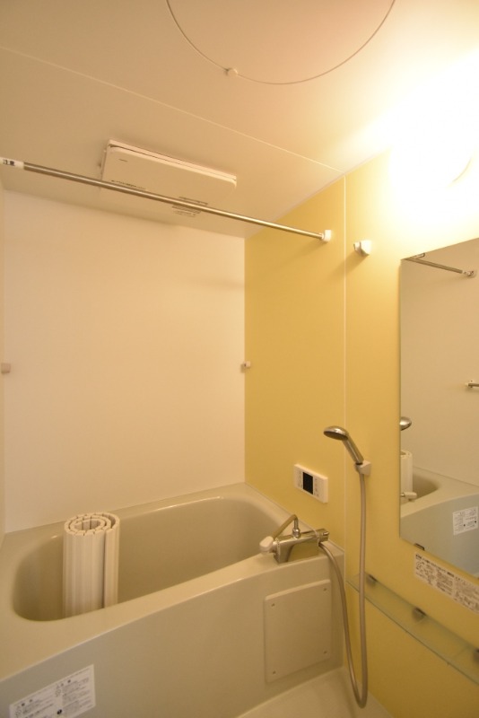 ��ʌ��������܎s�k��{�����R���ڂ̃A�p�[�g�̃o�X