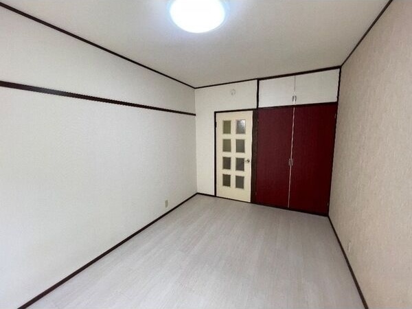 ��ʌ��������܎s����厚��v�ۗ̉Ƃ̃A�p�[�g�̋��ԁE���r���O