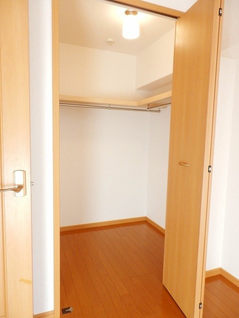 ��ʌ��z�J�s���z�J�U���ڂ̃}���V�����̎��[