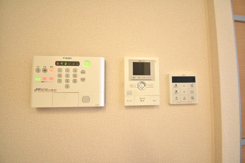 ��ʌ��������܎s�k��{�����R���ڂ̃A�p�[�g�̂��̑�