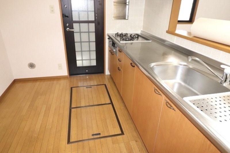 ��ʌ��������܎s�΋擌�Y�a�R���ڂ̈�ˌ��ẴL�b�`��