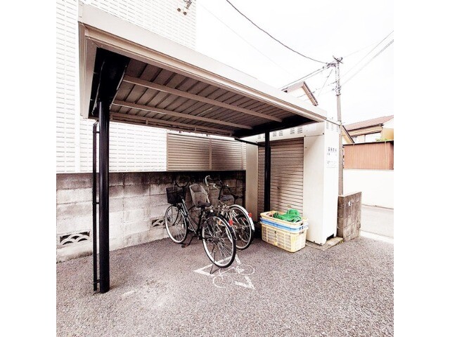 ��ʌ��z�J�s�����c���̃A�p�[�g�̂��̑�