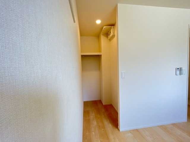 ��ʌ�����s�厚���s�̃A�p�[�g�̎��[