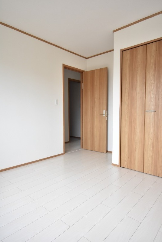 ��ʌ��������܎s��{��O���Q���ڂ̃A�p�[�g�̂��̑������E�X�y�[�X