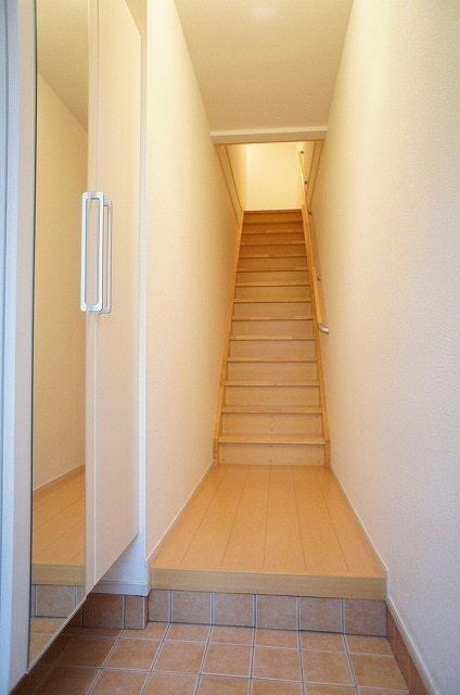 ��ʌ��������܎s�΋�厚���̃A�p�[�g�̌���