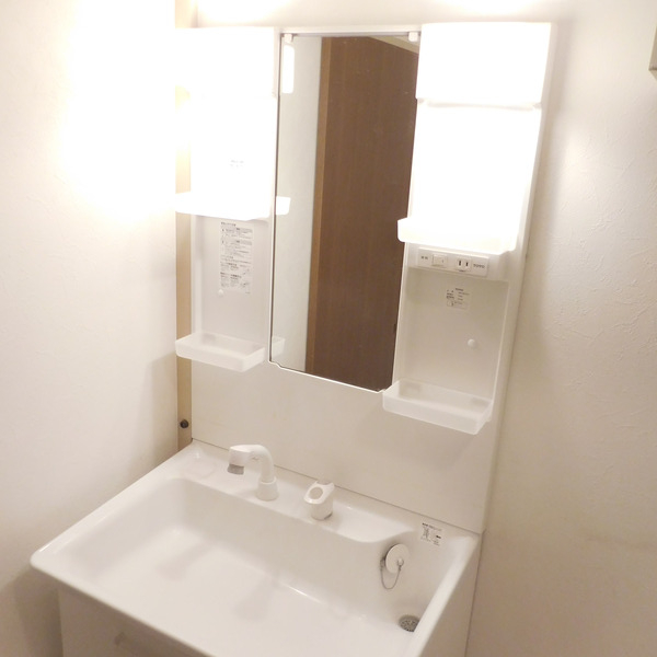 ��ʌ�����s�����P���ڂ̃}���V�����̐��ʏ�