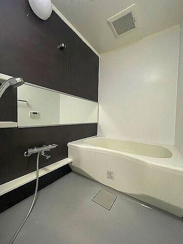 ��ʌ��������܎s��{��x�̓����P���ڂ̃}���V�����̃o�X