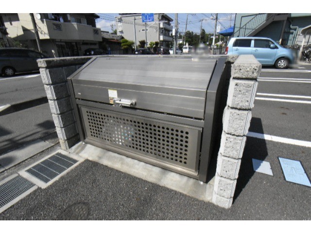 ��ʌ�����s�厚���s�̃A�p�[�g�̂��̑�