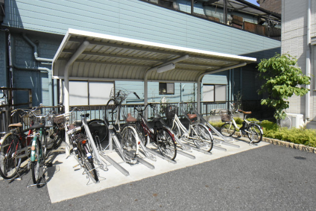 ��ʌ�����s�厚���s�̃A�p�[�g�̂��̑�