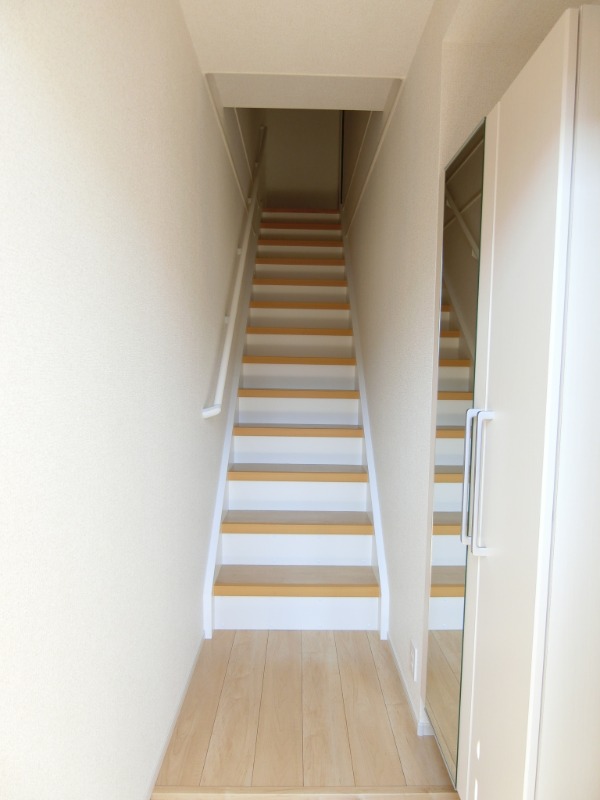 ��ʌ��������܎s��΋撇���Q���ڂ̃A�p�[�g�̌���