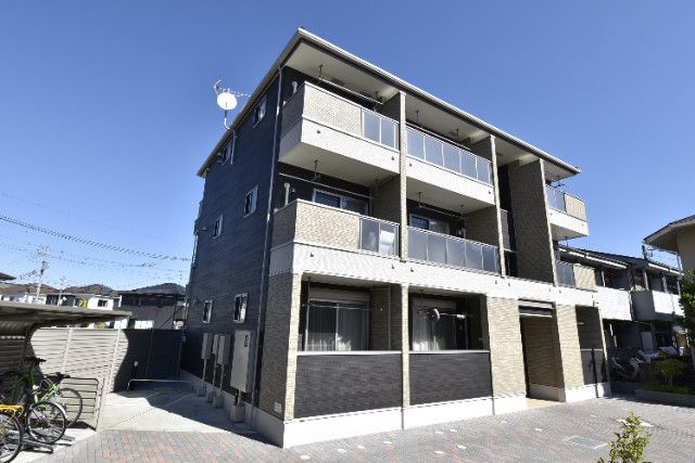 ��ʌ��������܎s����厚�_�c131-1�̃A�p�[�g�̌����O��