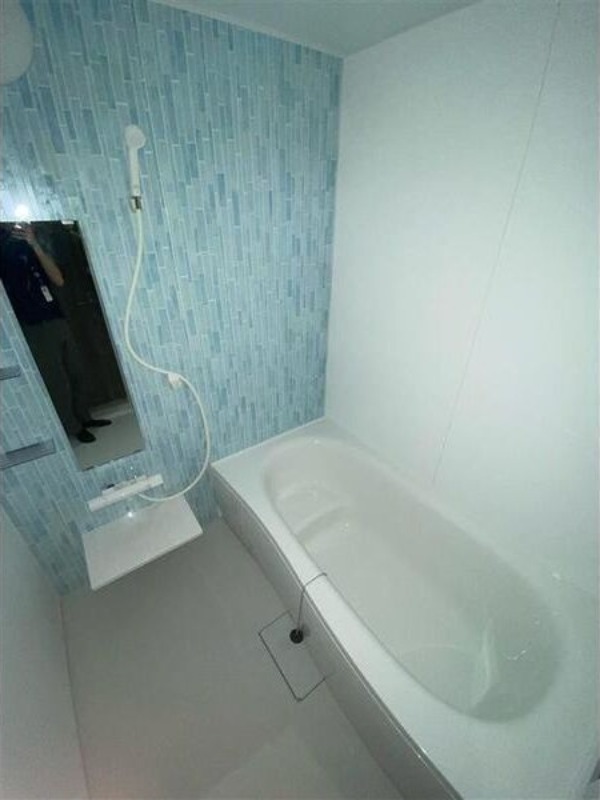 ��ʌ��������܎s�����擌��{�V���ڂ̃A�p�[�g�̃o�X