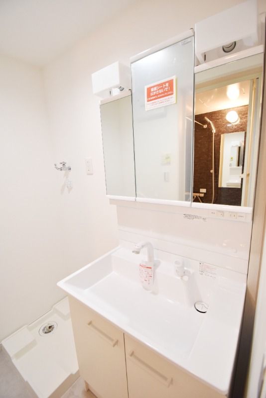 ��ʌ��������܎s��{��k�ܒ��Q���ڂ̃A�p�[�g�̐��ʏ�