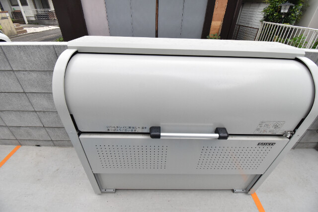 ��ʌ��������܎s��{��k�ܒ��Q���ڂ̃A�p�[�g�̂��̑�