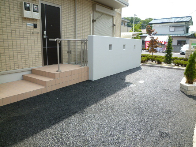 ��ʌ��������܎s�k��{�����̃e���X�n�E�X�̃G���g�����X