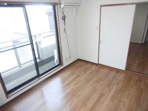 ��ʌ��������܎s�����擌��{�U���ڂ̃}���V�����̂��̑������E�X�y�[�X