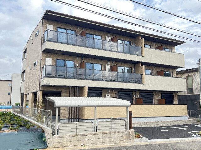 ��ʌ��������܎s�΋�厚���888-9�̃A�p�[�g�̌����O��