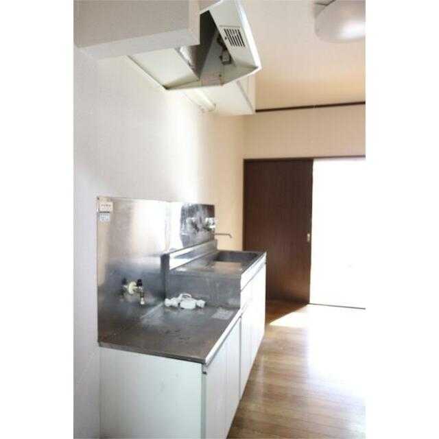 ��ʌ��������܎s���撆���Q���ڂ̃A�p�[�g�̃L�b�`��