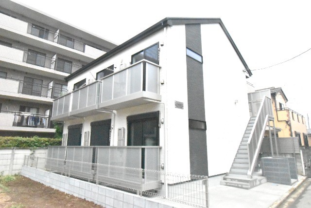 ��ʌ������s�h���R���ڂ̃A�p�[�g�̌����O��